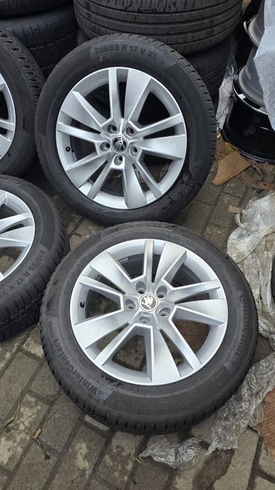 Felgi Skoda 17” + opony zimowe Continental 215/55 R17