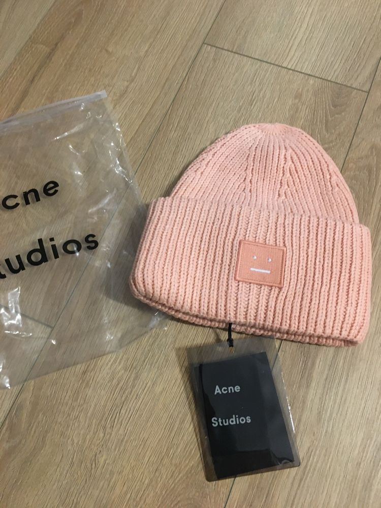 Czapka ACNE STUDIOS lososiowa nowa okazja!!