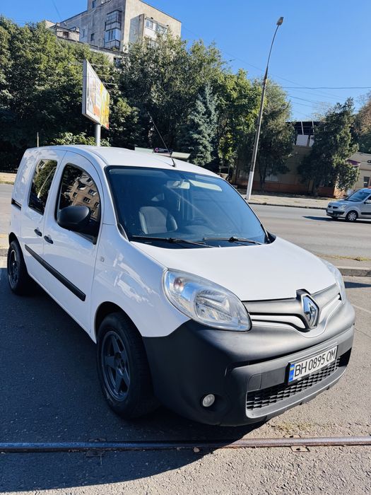 Продам renault kangoo 2017