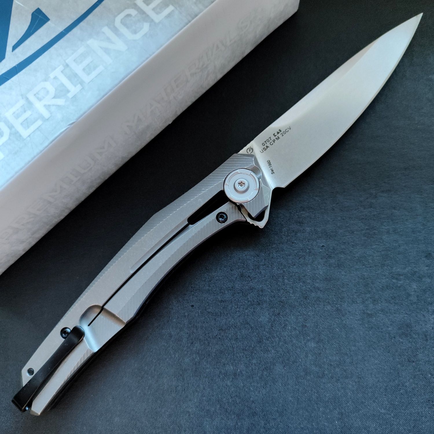 Нож Джентльмен Zero Tolerance 0707 CF Titanium