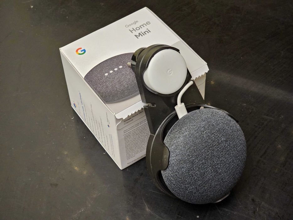 Розумна колонка Google Home Mini
