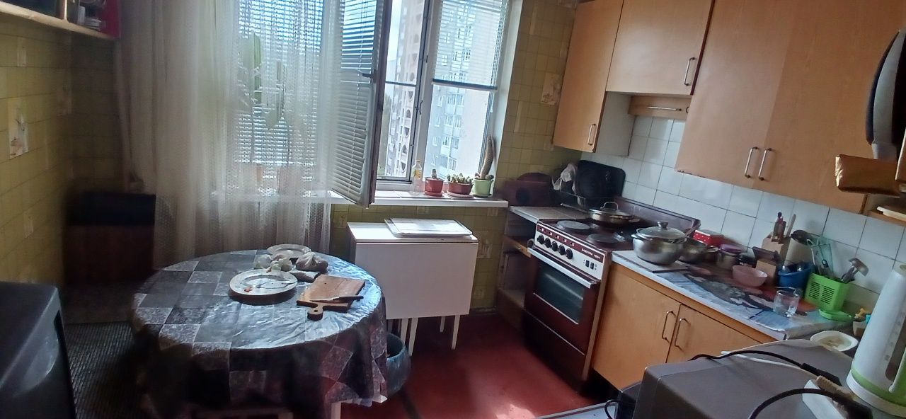 Сдам комнату для одного или  двоми . Без хозяев по ул. Харьковское шос