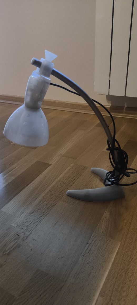 Lampka do biurka