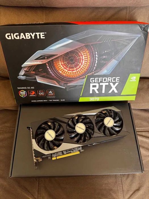 Placa Gráfica Gigabyte GeForce RTX 3070 GAMING OC LHR V2 8GB GDDR664586494144001121