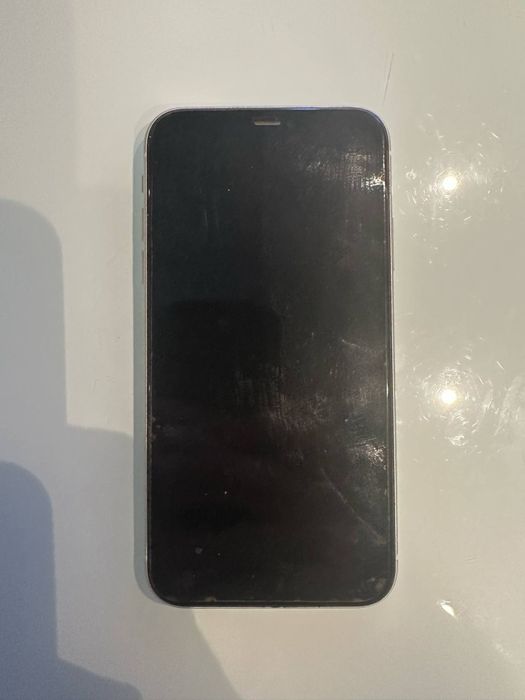 Iphone 11 biały 64 GB