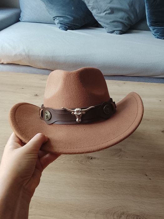 Kapelusz kowbojski karmelowy ciepły brązowy klasyczny rudy wild west