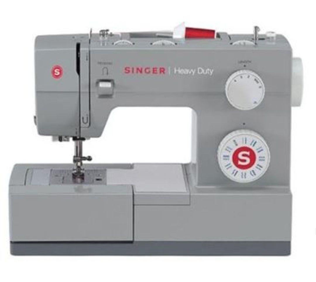 Máquina de costura Singer  heavy duty