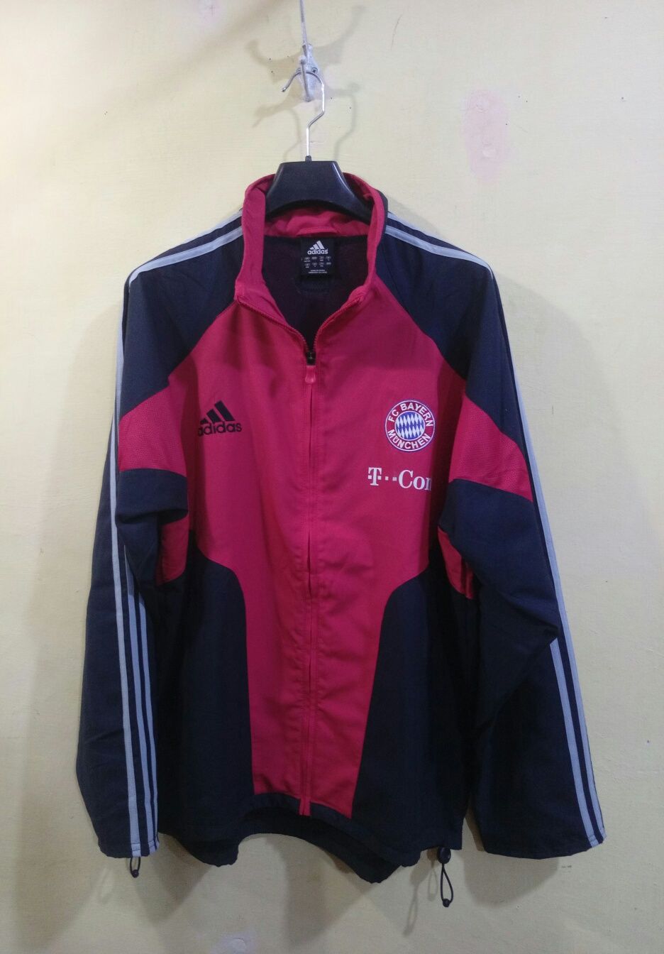 Оригінал Adidas Bayern Munchen 2004 вінтажна футбольна куртка