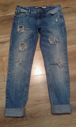 Стильные джинсы ZARA