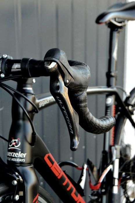 Okazja Vat23 2021 carbon Ultegra R8000 DT Swiss 350 Centurion szosa