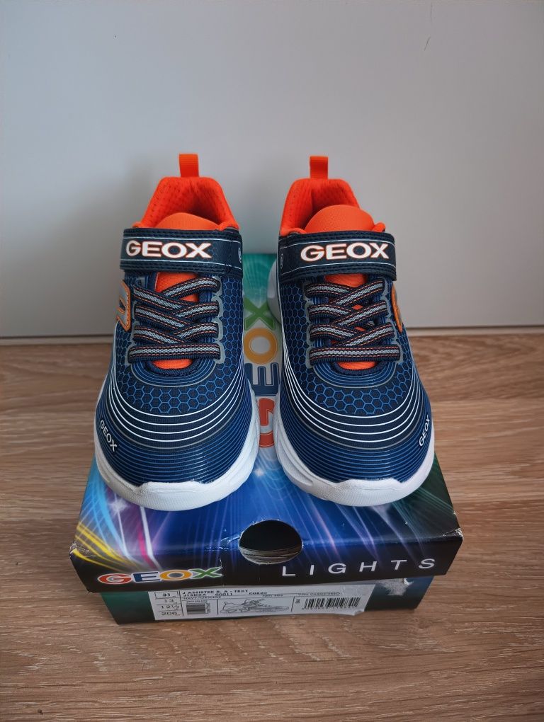 Buty świecące Geox 31 nowe