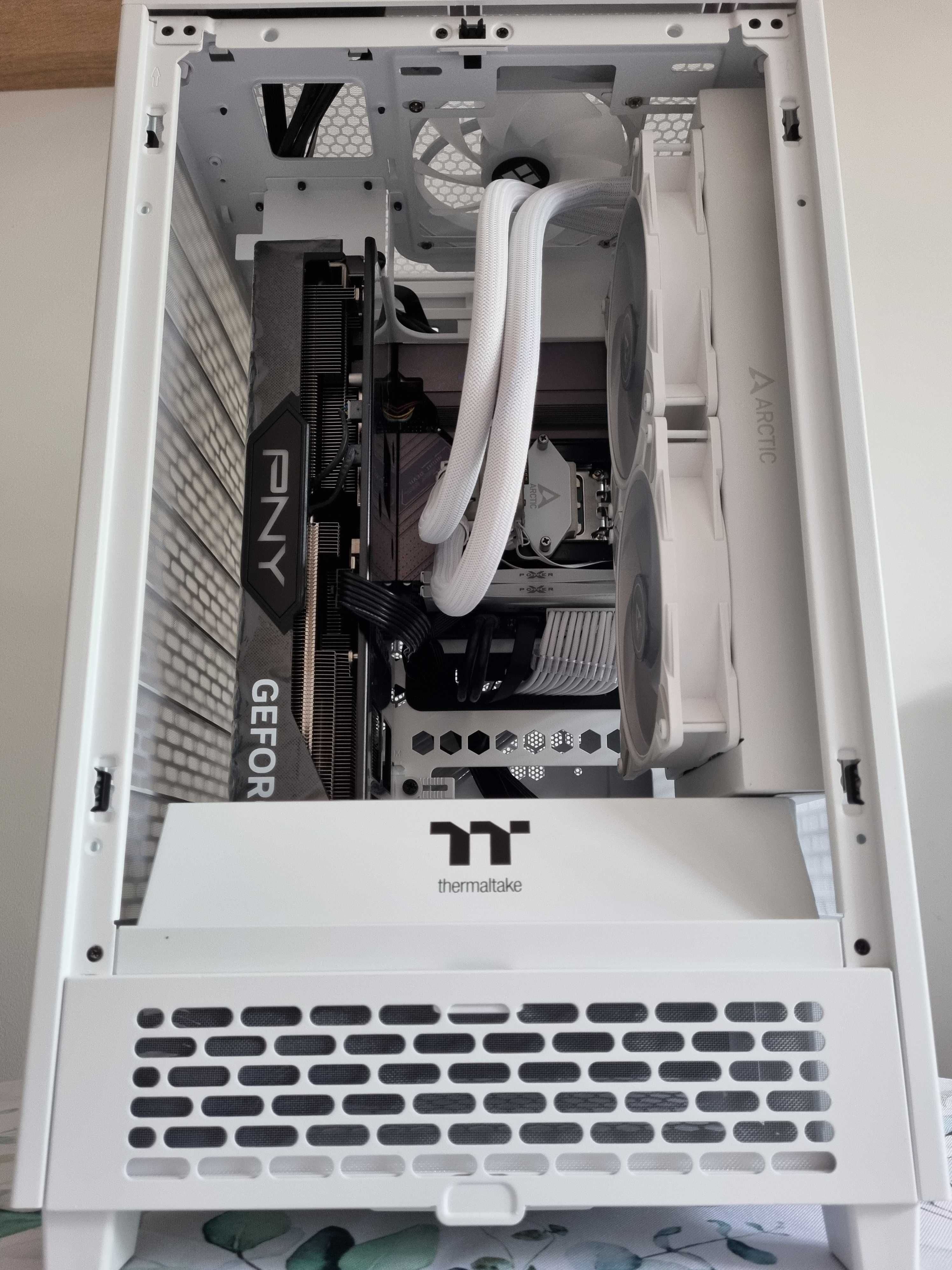 Ryzen 9800X3D RTX 4080 Super 16 GB 32 DDR5 2TB NVMe komputer gamingowy