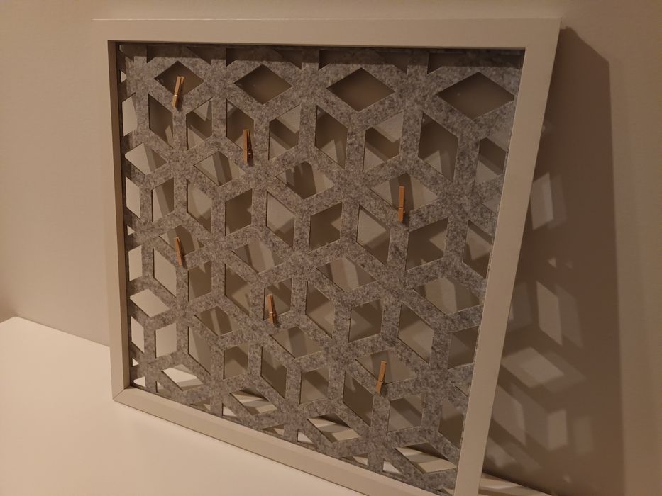 Moldura para pendurar memórias