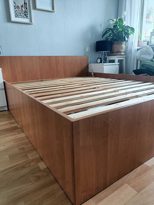 Łóżko małżeńskie 160x200