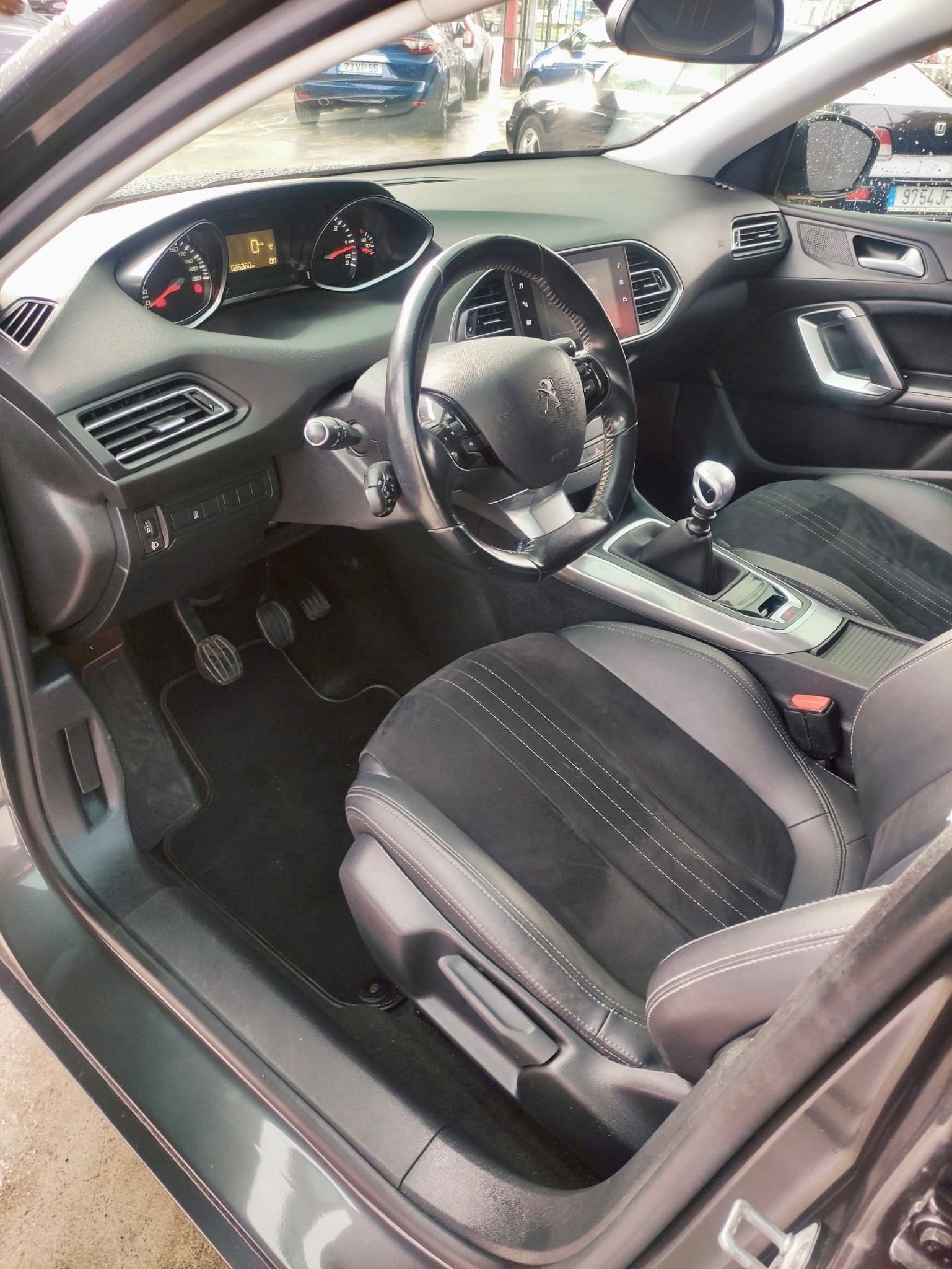 Peugeot 308 SW 1.5 BlueHDi Allure