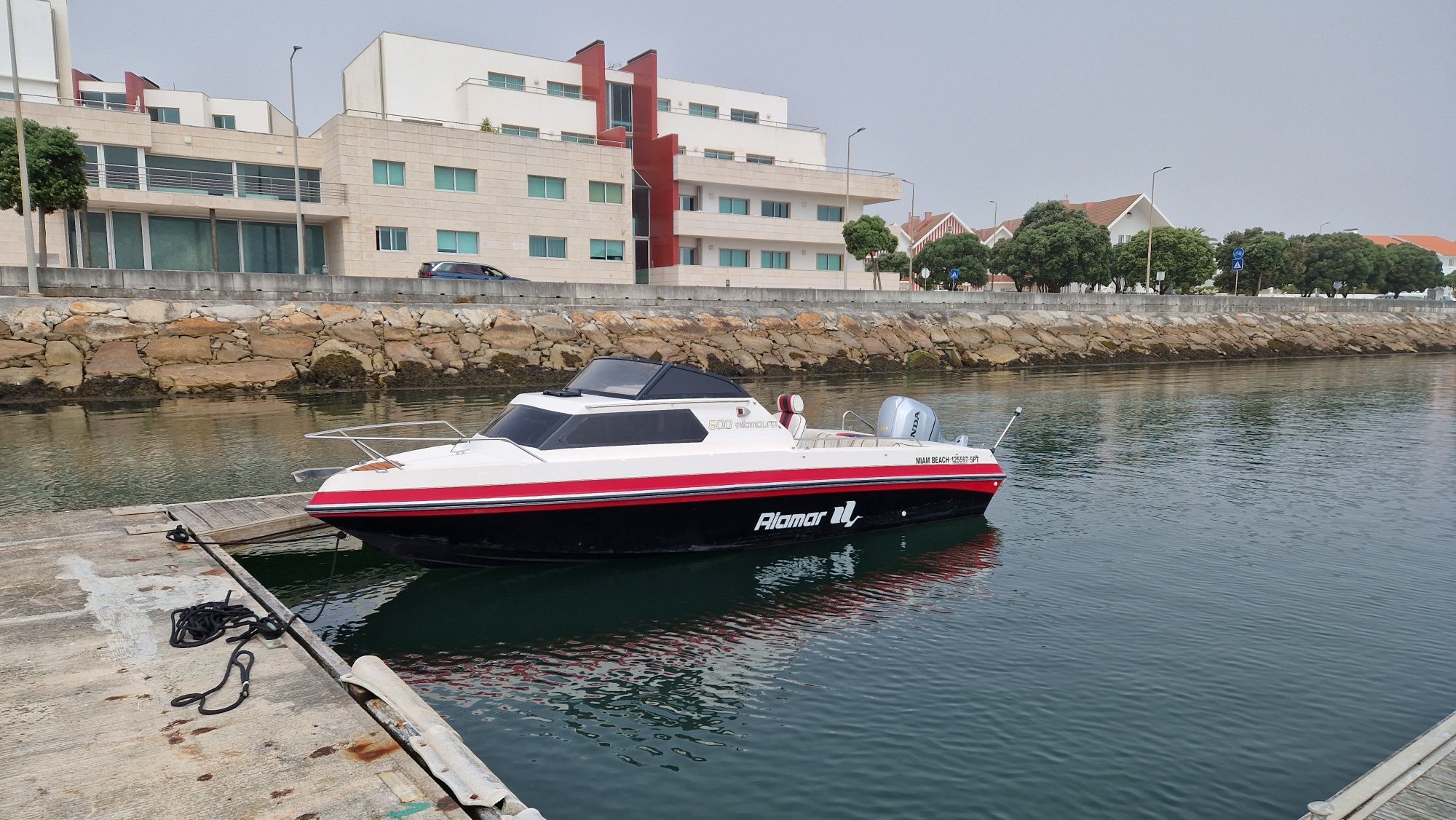 Barco riamar vilamoura 600