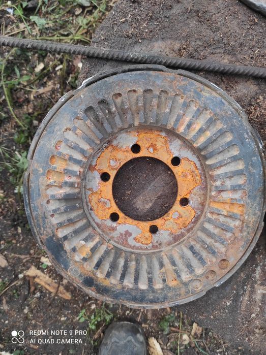 Продам демфер John Deere RE57604 RE 538143