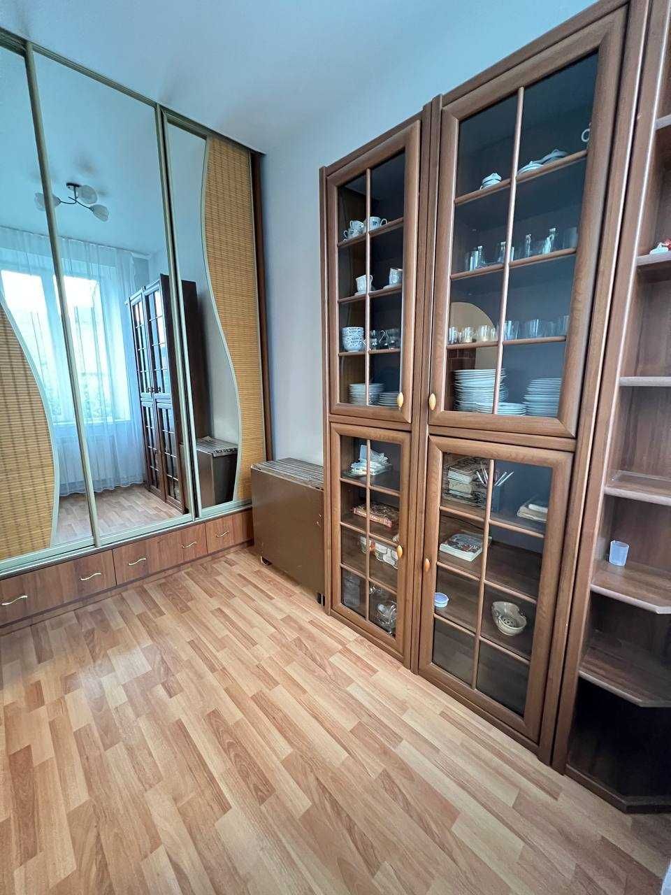 Продається квартира особнякового типу в м. Яворів, вул. Маковея, 22