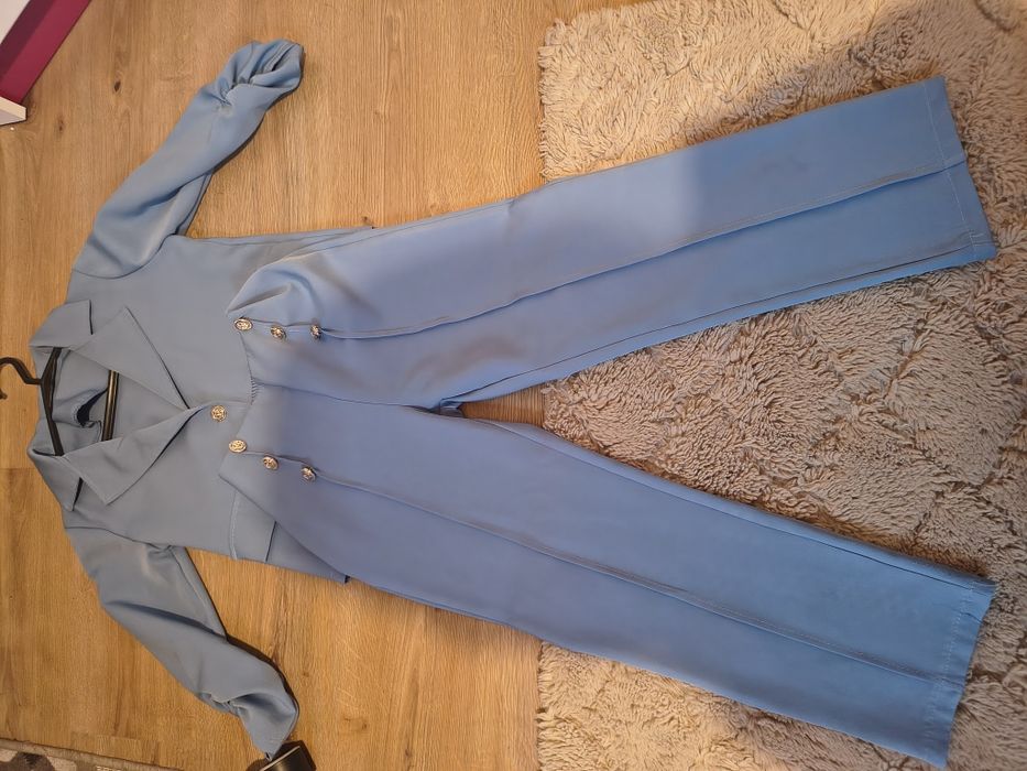 Garnitur dziewczęcy niebieski 128 8lat