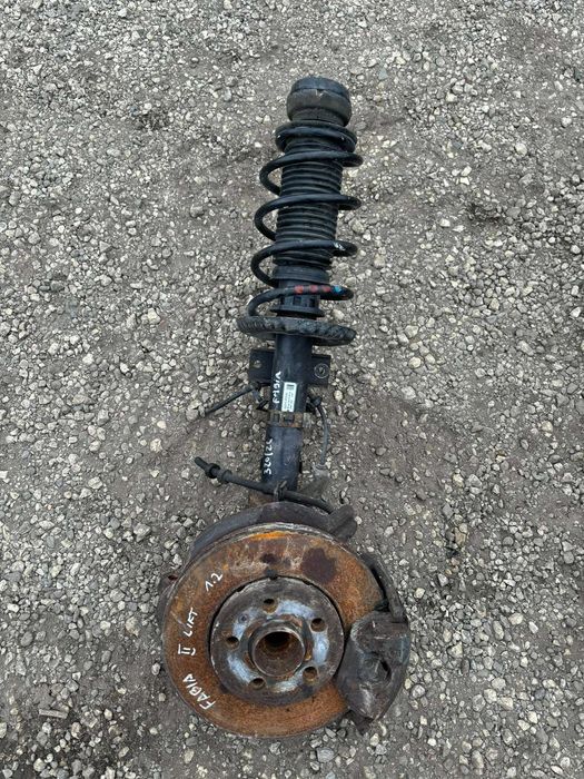 Mcperson zwrotnica prawa Skoda Fabia II Lift 1.2 benzyna