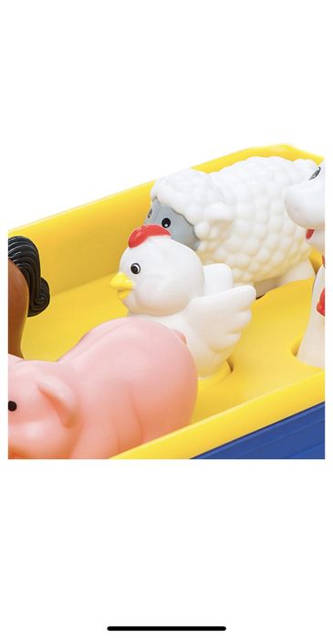 Трактор з причепом Kiddieland.