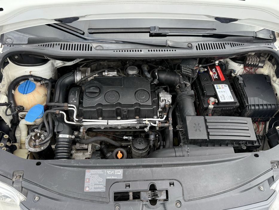 Volkswagen Caddy 1.9 Diesel ! Avtomat ! Пассажир !