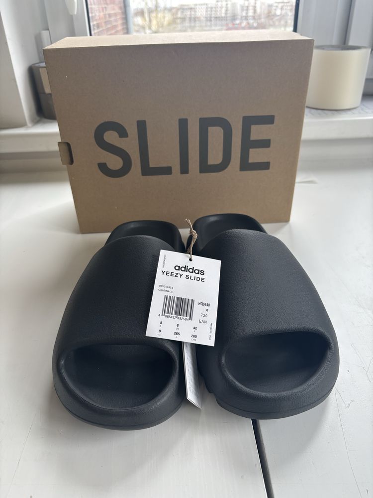 Yeezy slide onyx
