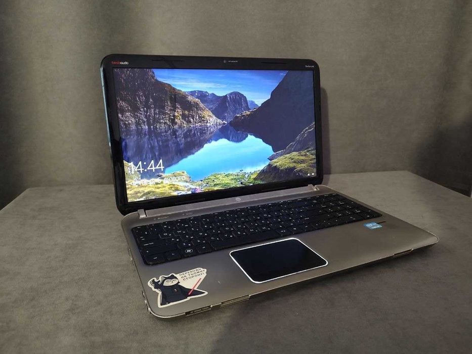 Ноутбук HP Pavilion dv6