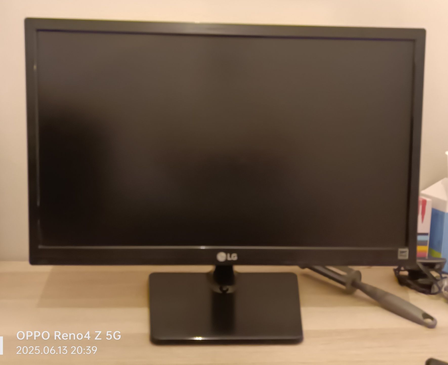 Monitor Led LG 22"