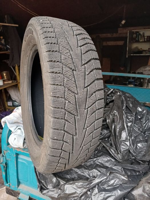 Продам зимову гуму Hankook R15