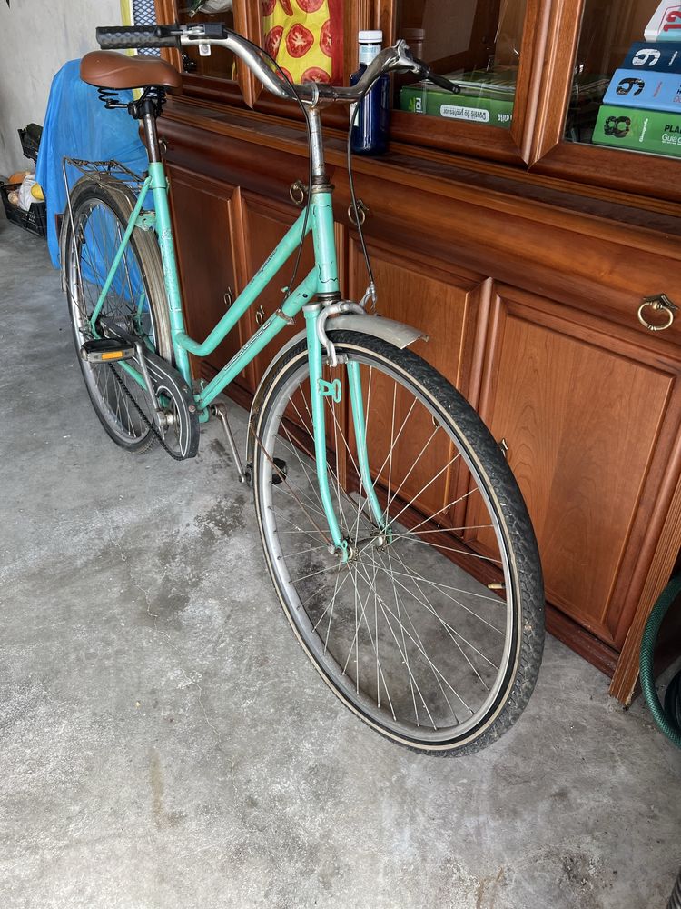 Bicicleta city Escarte