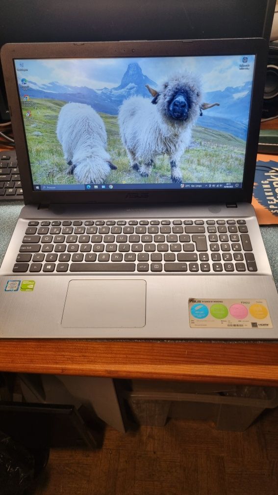 Asus F541U.i5 6200U.8gb DDR3. SSD 240gb Kingston.