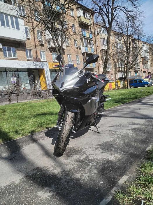 Мотоцикл ML 300 CBR