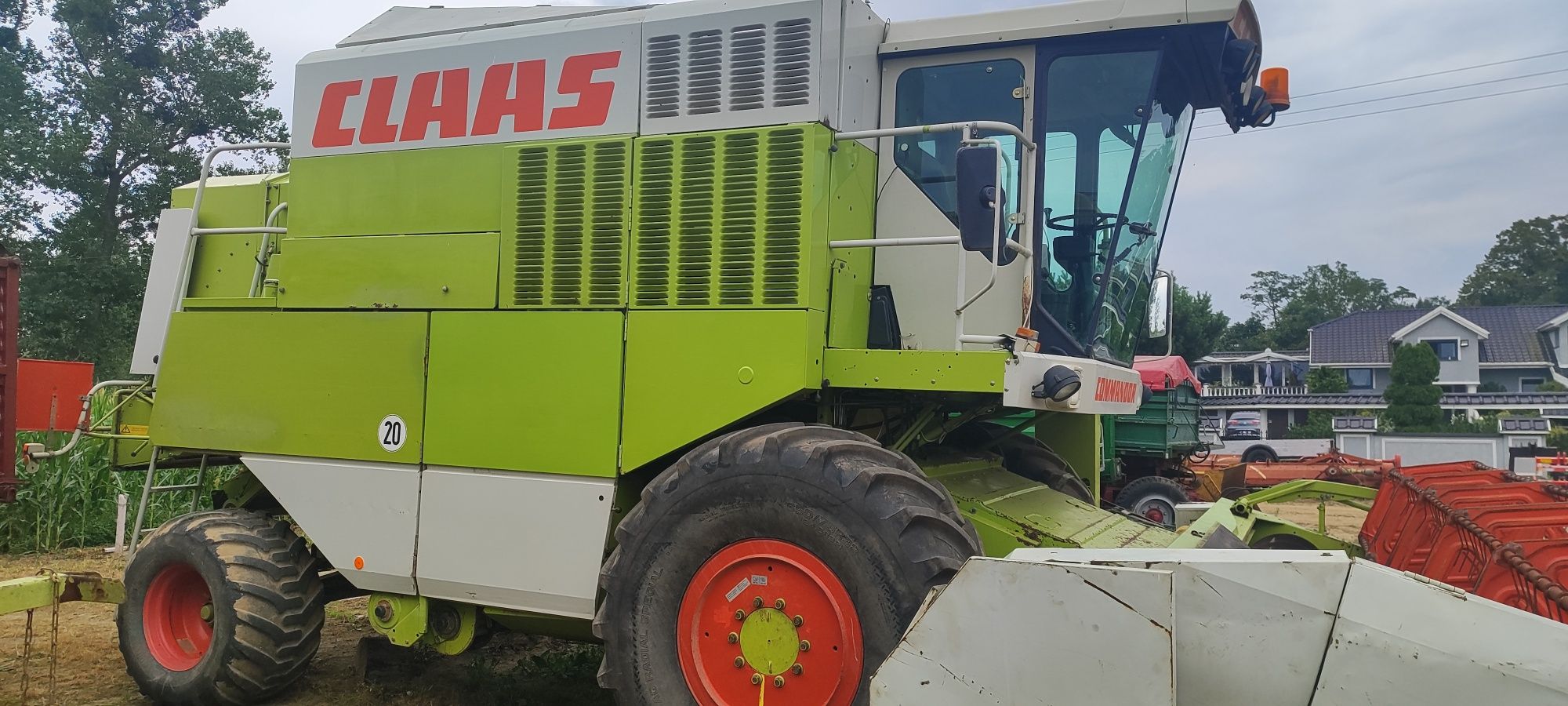 Kombajn Claas commandor 228 cs