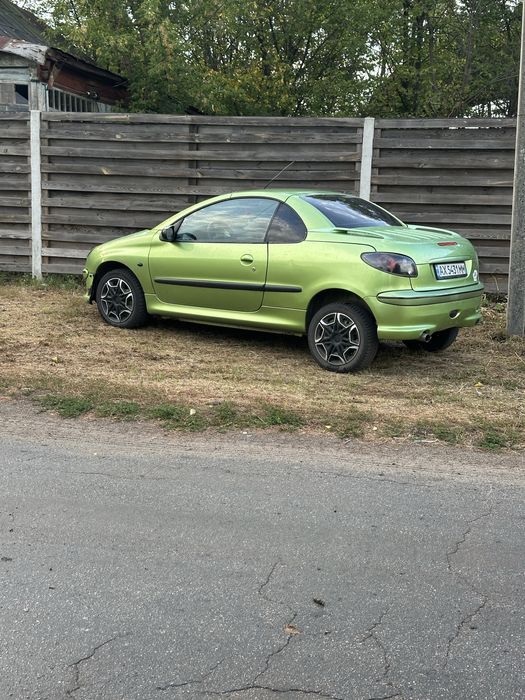 Продам або обміняю чудову машинку пежо 206