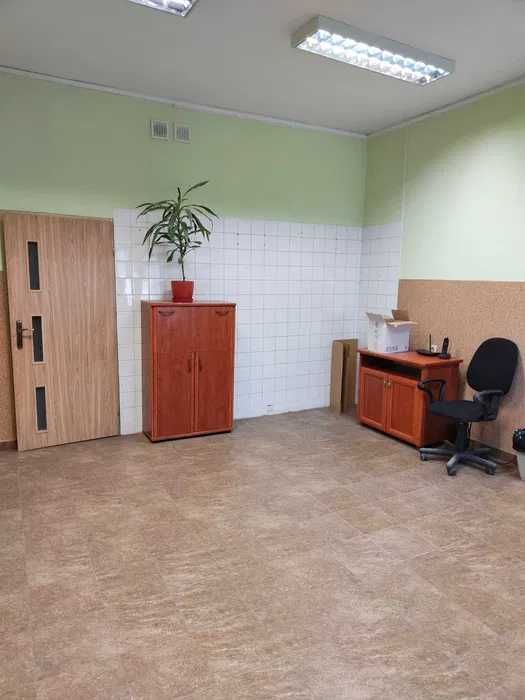 Sprzedam lokal ul.Pułaskiego72 os.Falka