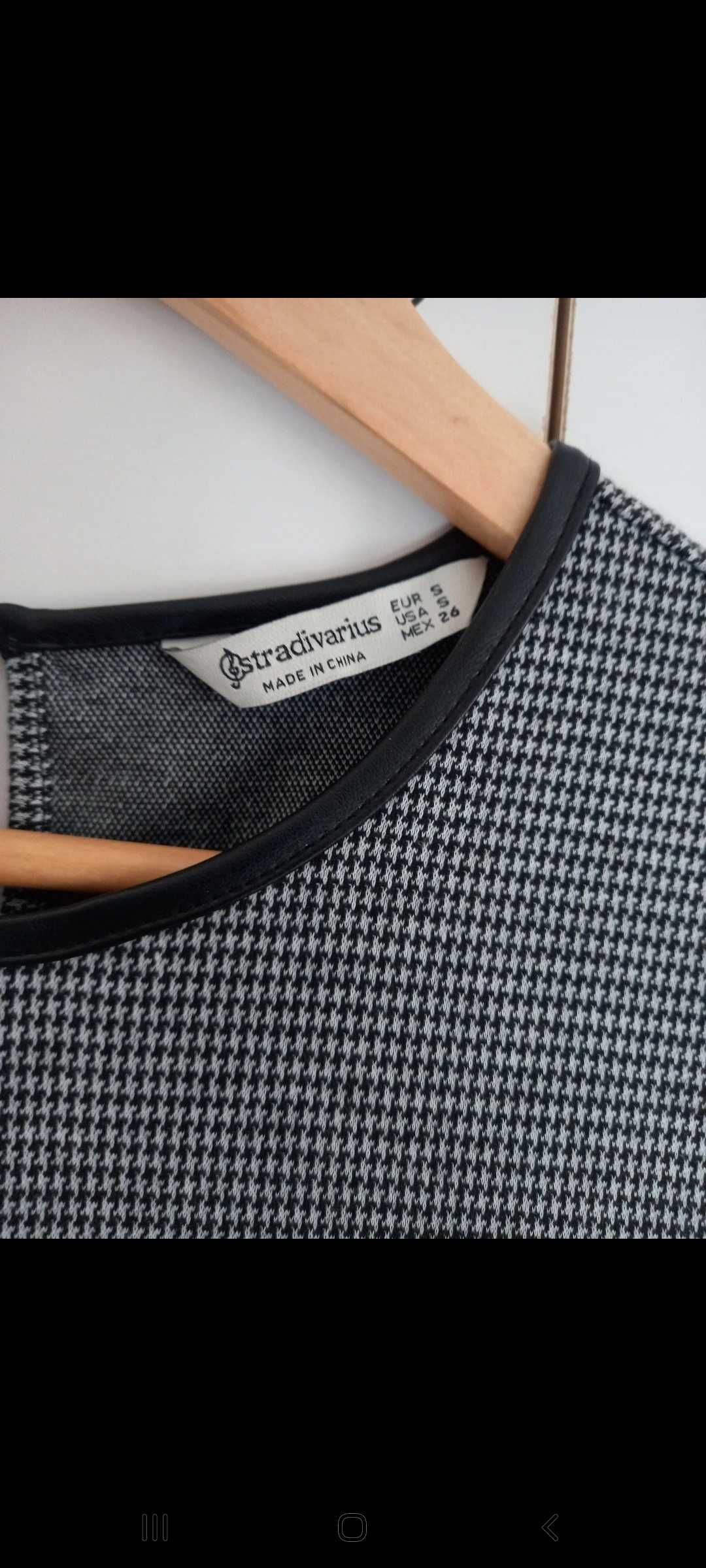 Vestido preto e branco - S - Stradivarius