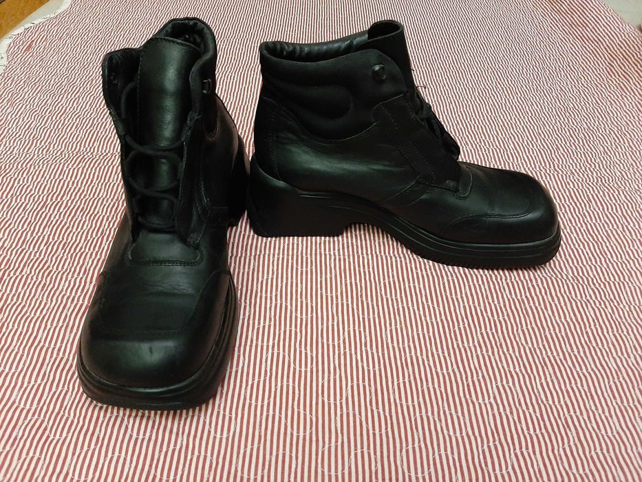 Черевики жіночі, демесезонні, кожані, фірма PISTON, 38 розмір