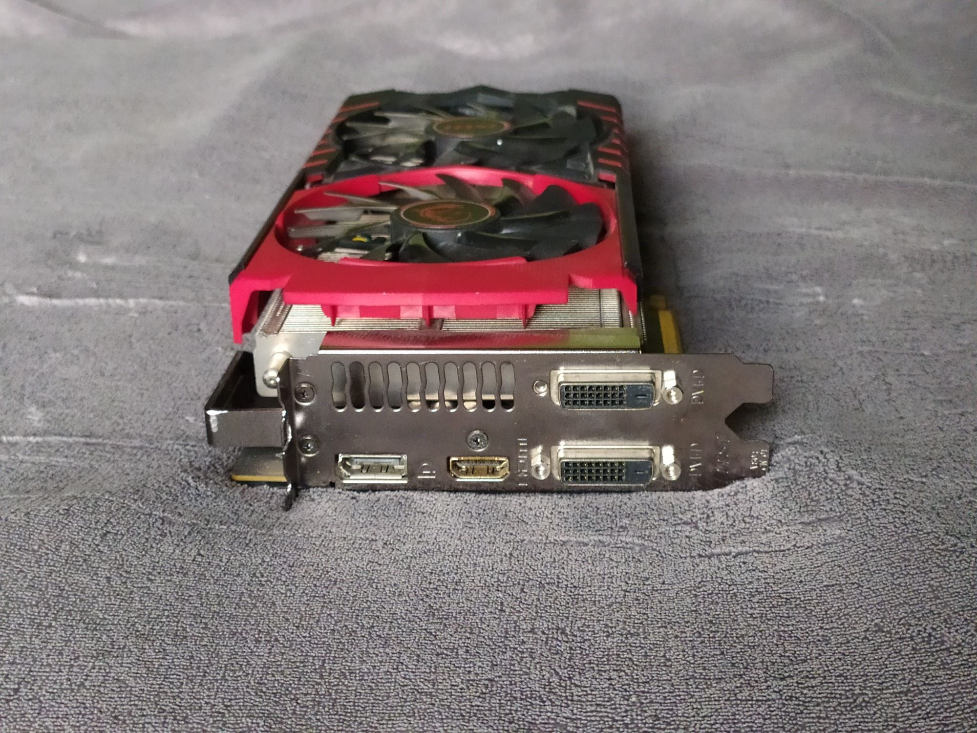 MSI AMD R9 390 (не робоча)