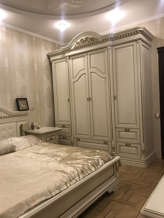 Продам 4к ЖК Алексеевский ремонт кирпичный дом метро Перемога Олексіів