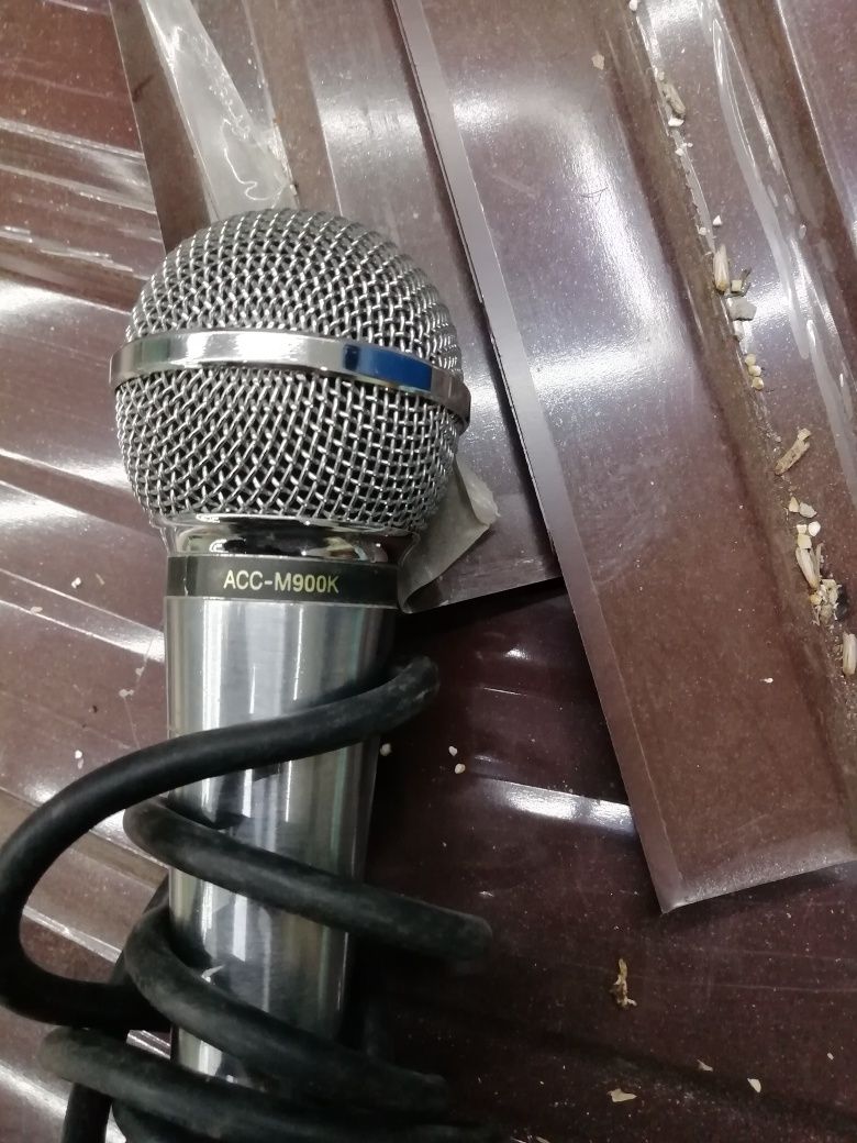 Микрофон. LG 4000