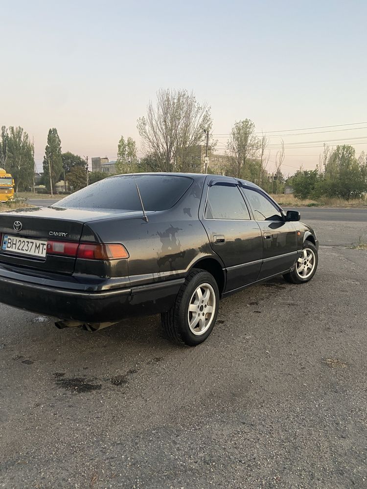СРОЧНО Toyota Camry 20 2.2 газ/бензин