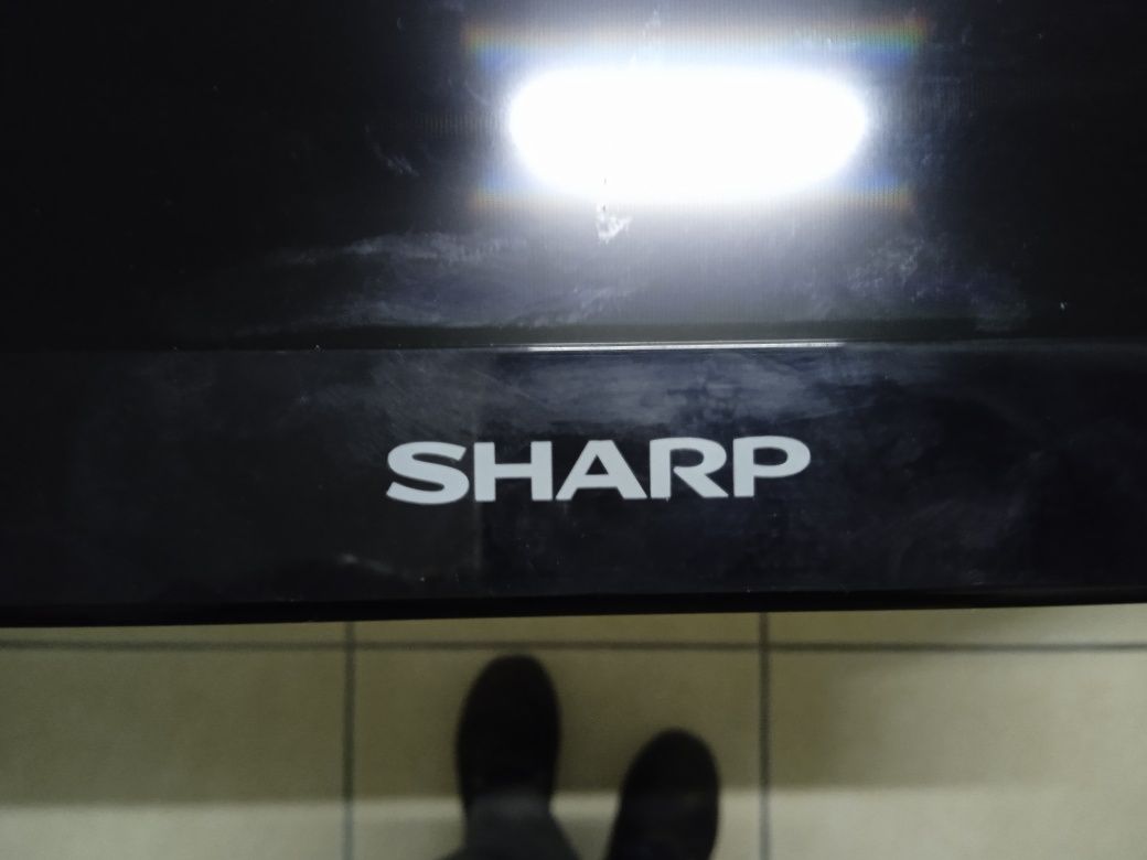 LCD da marca sharp