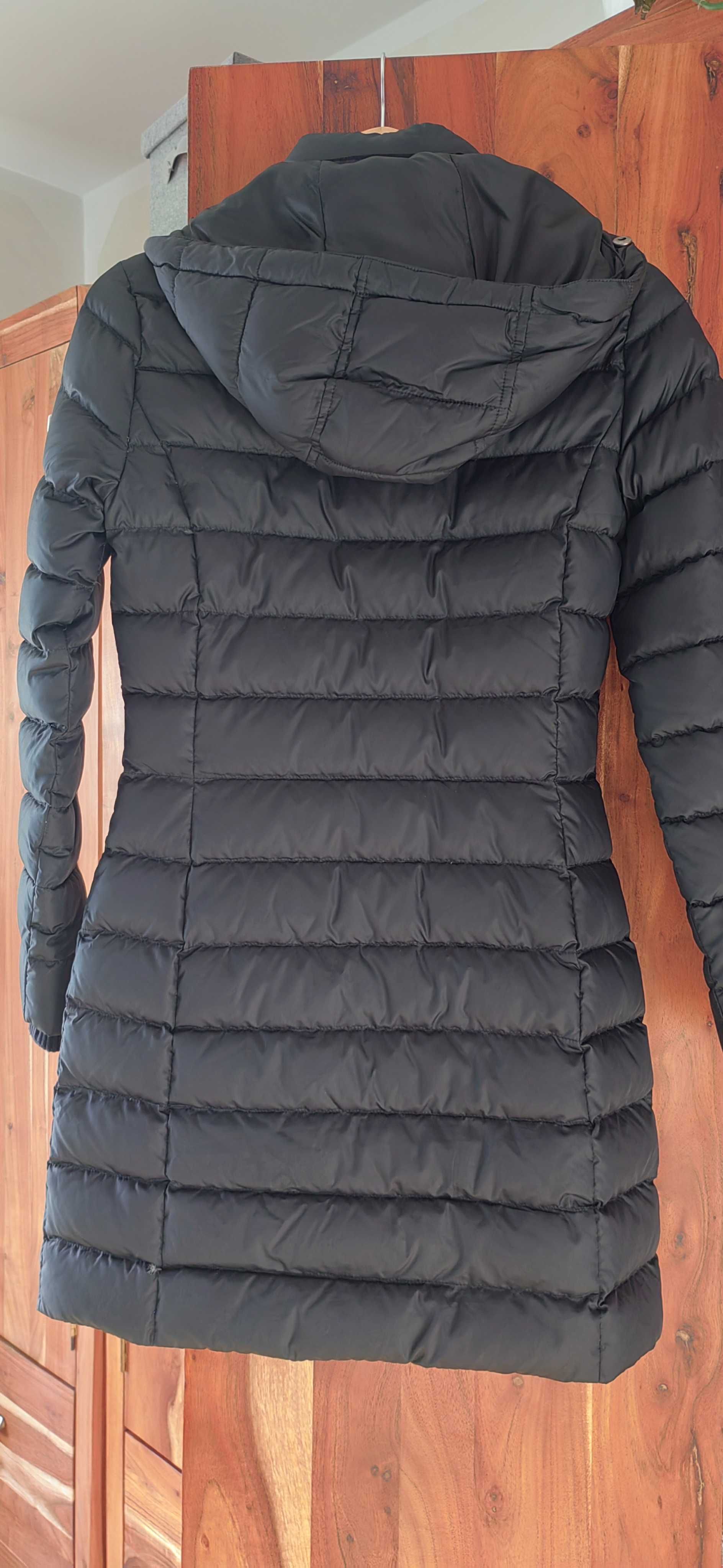 Kurtka z pierzem Tommy Jeans rozmiar xxs