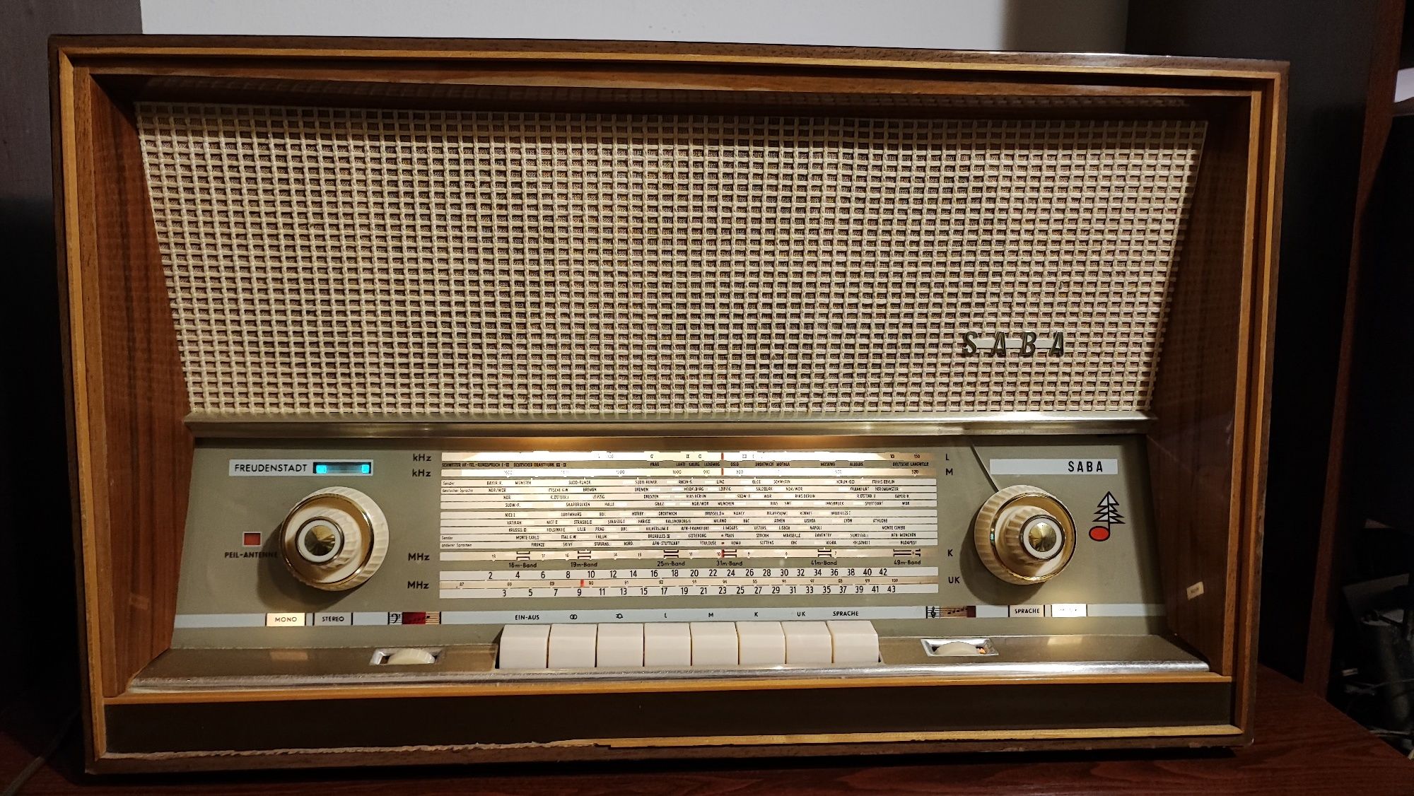Stare radio lampowe SABA Freudenstadt 11 Stereo