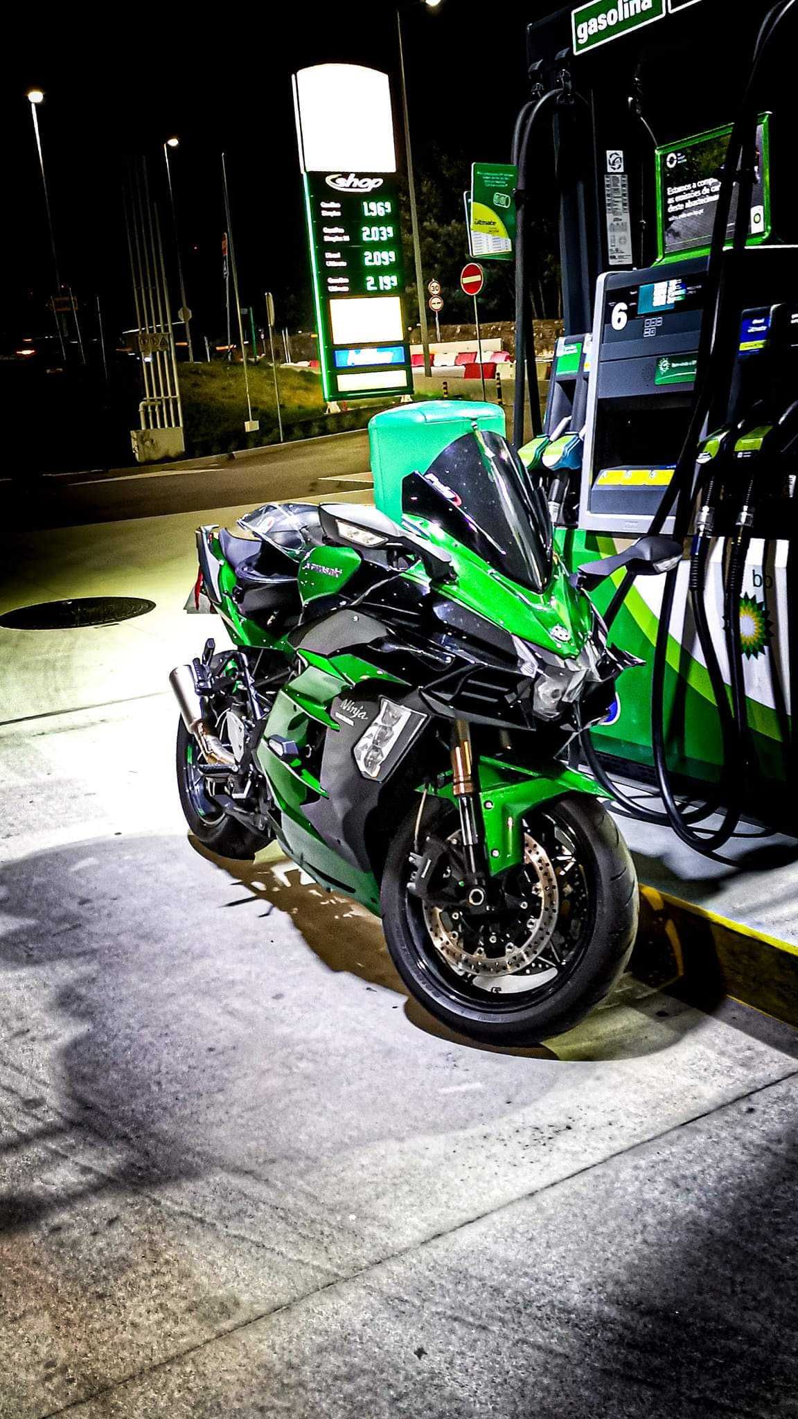 Kawasaki Ninja H2 Sx Performance Tourer