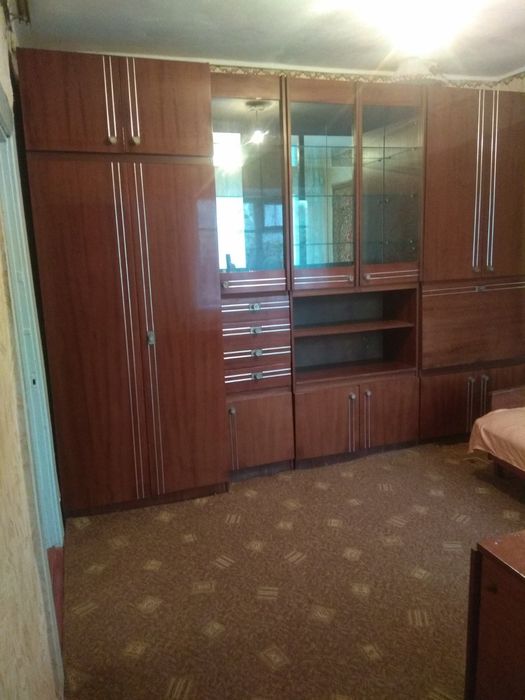 Продаж частини будинку