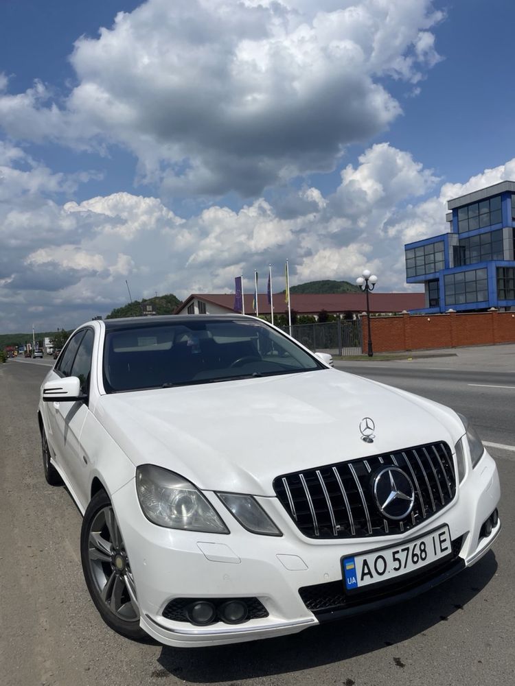 W212 Оренда на ваше свято