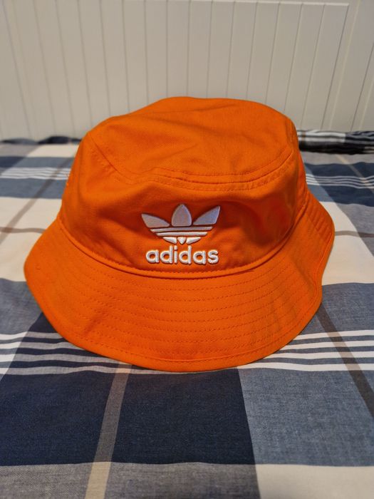 Chapéu redondo Adidas
