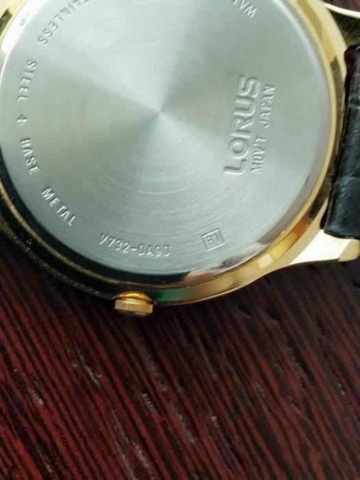 Relógiode pulso Lorus (modelo V732-0A90), com pilha nova